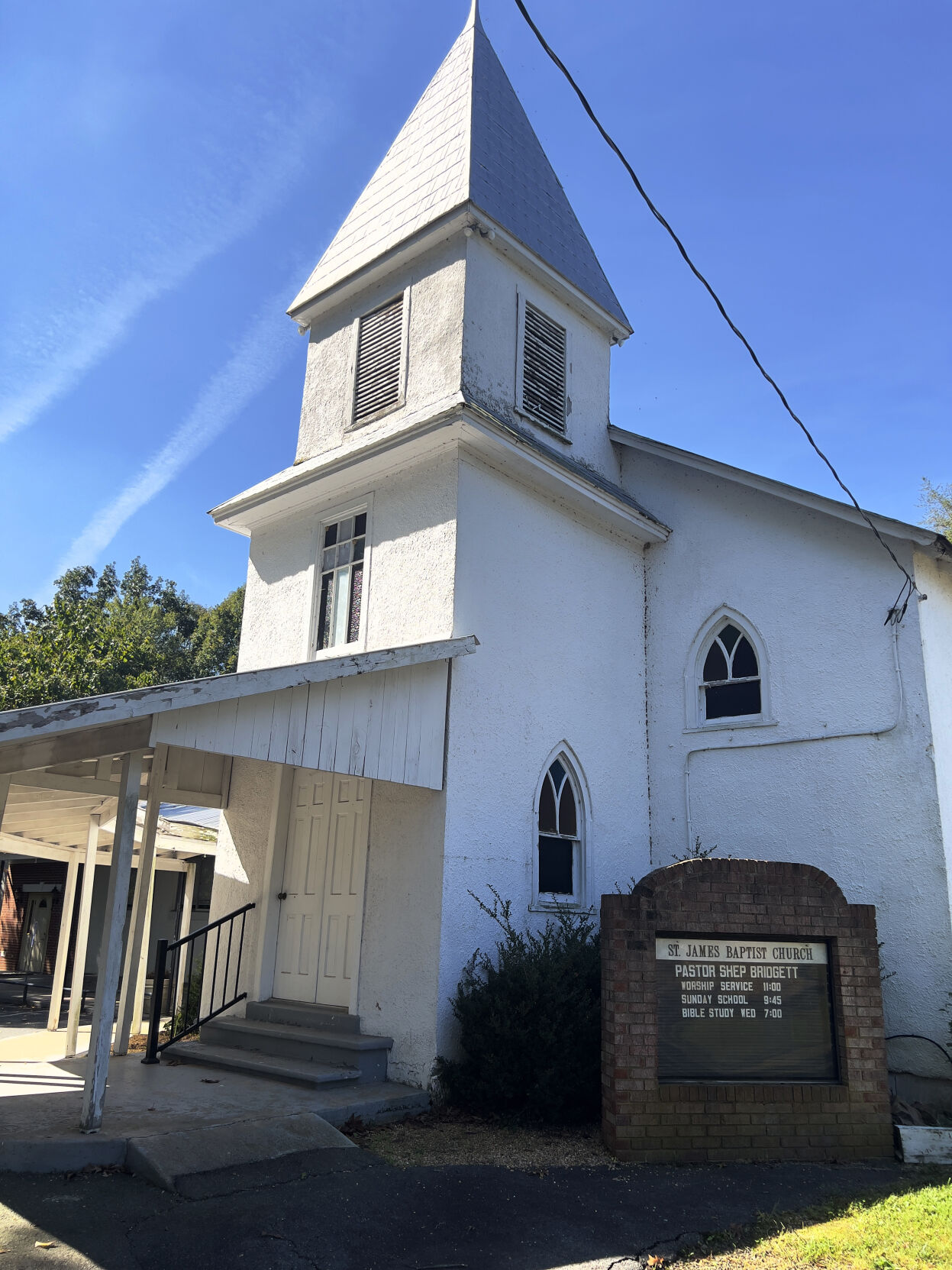 photo_ft_news_st james church_100621.jpg